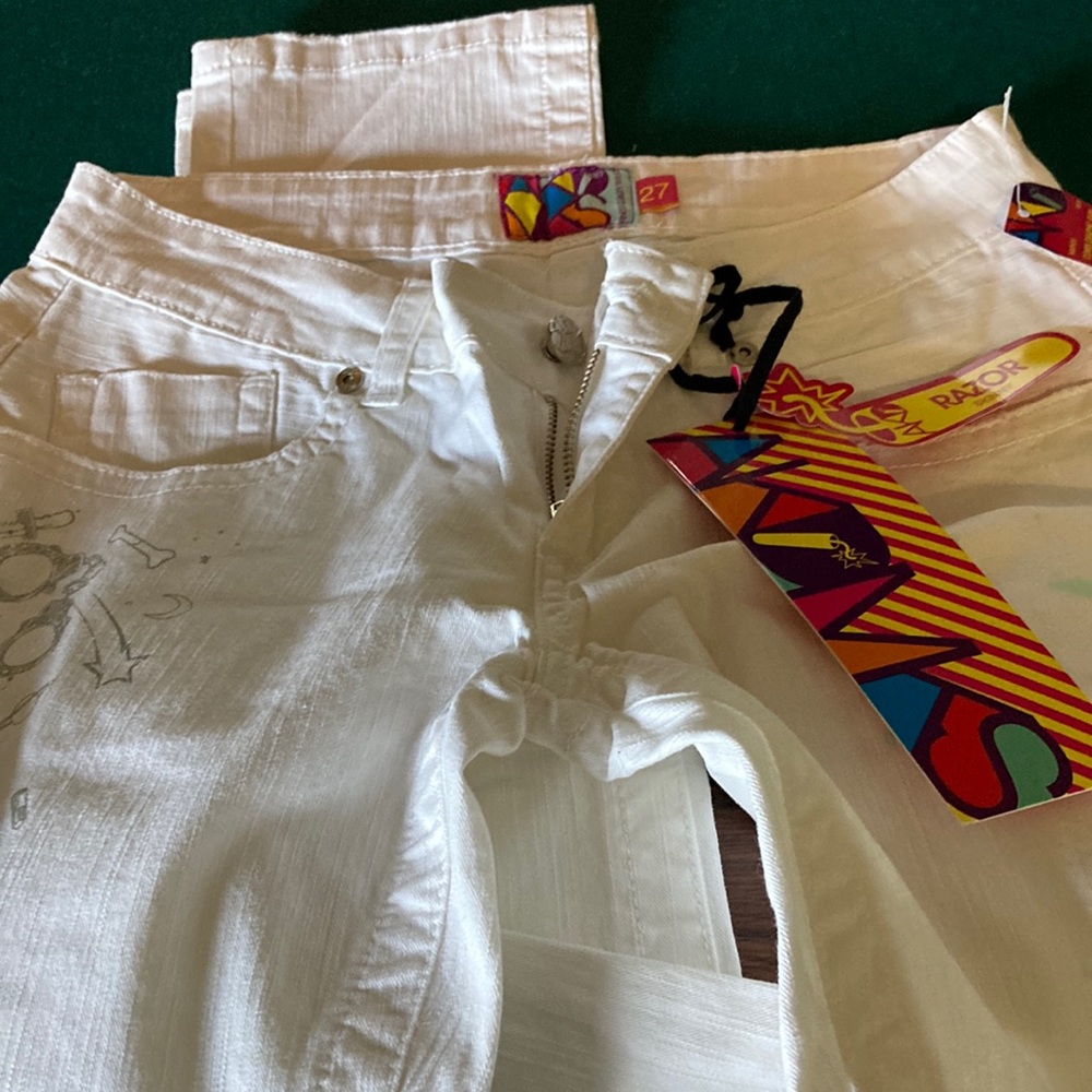 Akademiks cosmic jeans…Donating 10/31